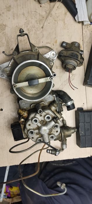 В разборе мерс W124