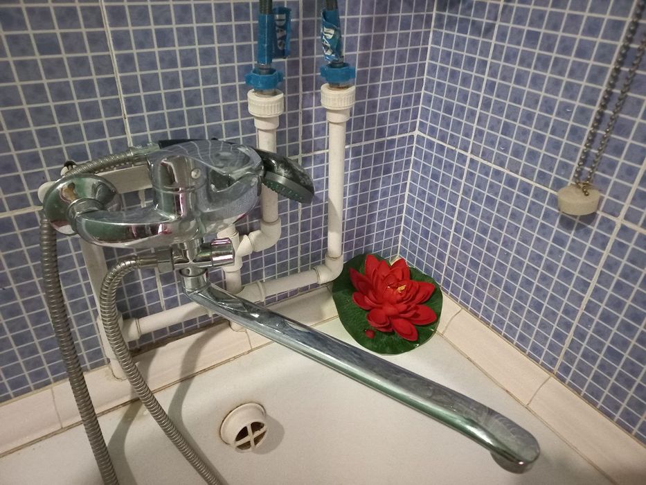 Сотилади срочно 2 хонали кв