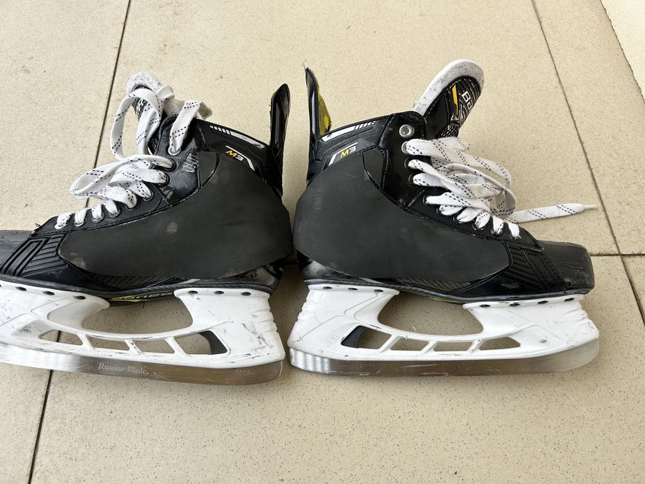 Продам коньки Bauer M3 Supreme