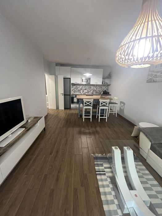 Двустаен апартамент в района на св. Константин и Елена!