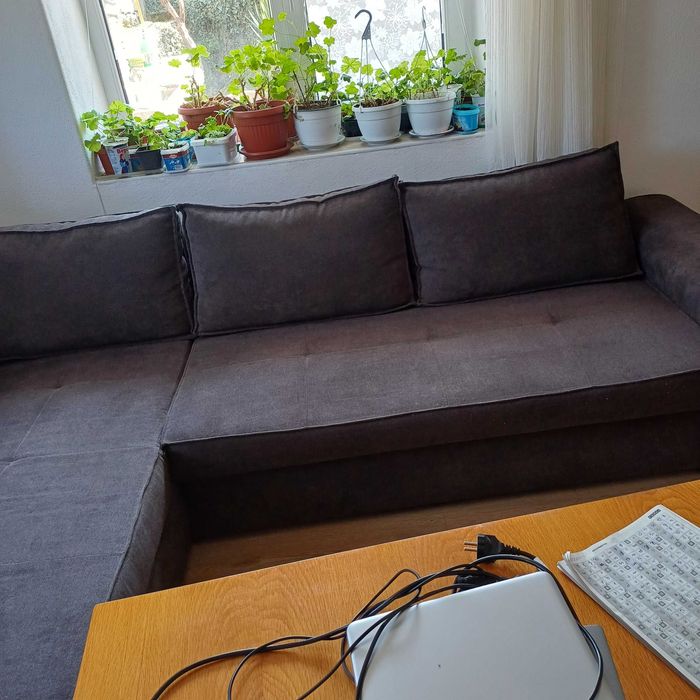 Диван ъглов употребяван купен от АЙКО преди година