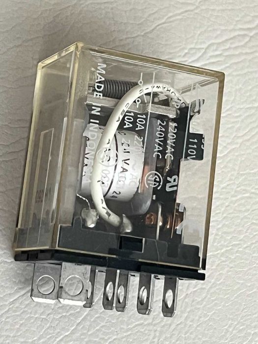 Releu Electromagnetic Omron LY2 VAC24 10Amperi