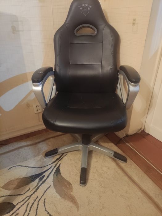 Офисные, игровой мягкие кресло. Б/ у.