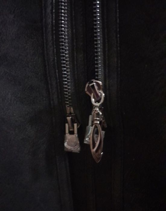 Дубленка новая, черная