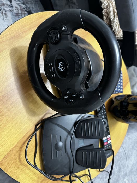 Продам руль для компьютерных игр