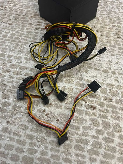 Блок питания  Cougar 500W - 15000 тг