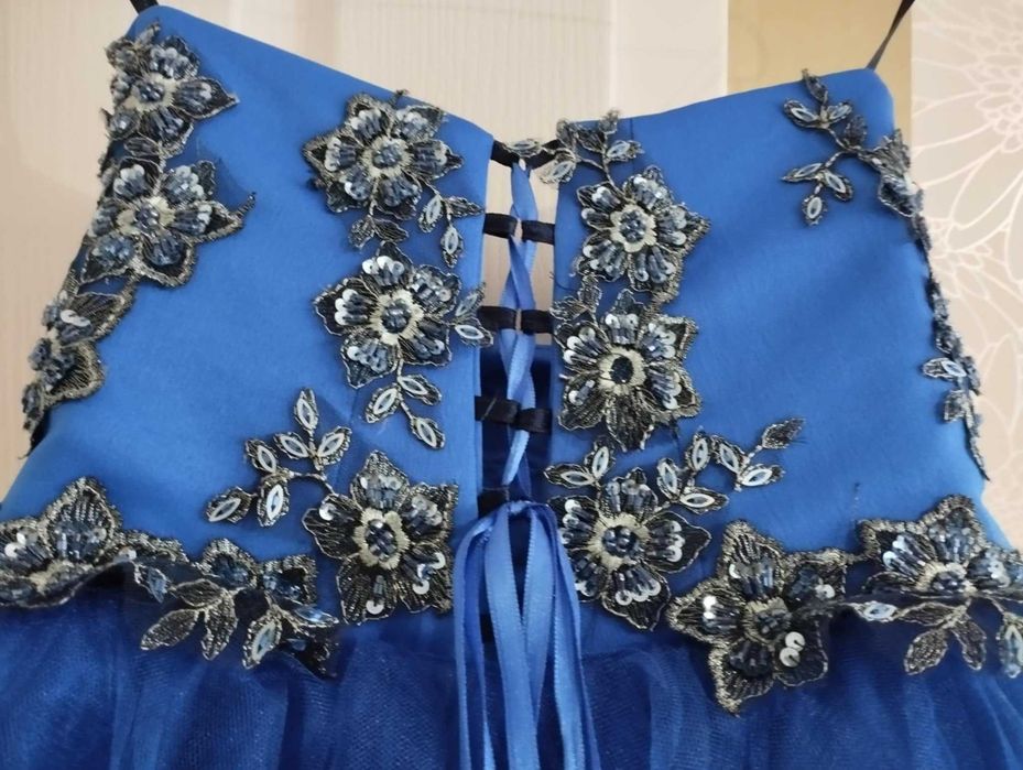 Абитуриентска рокля S / XS