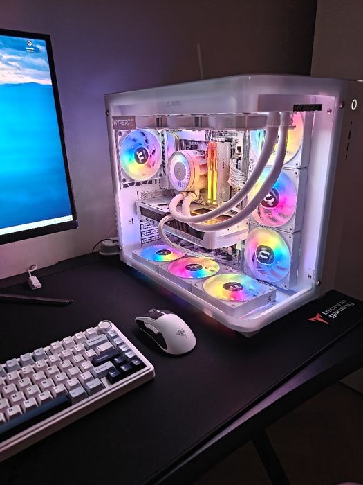 Игровой ПК от HYPERPC Ryzen 7 9800X3D RTX 5070