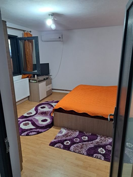Vand  vilă 180m2 parter + mansardă la preț de apartament
