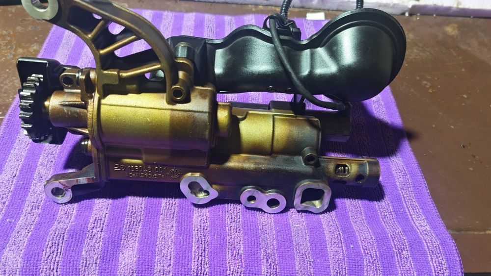Pompa ulei BMW cod motor N13b16a