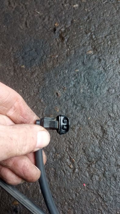 Пръскалки за предни чистачки за Мазда 3 ,5 ,6   2003-2009год.