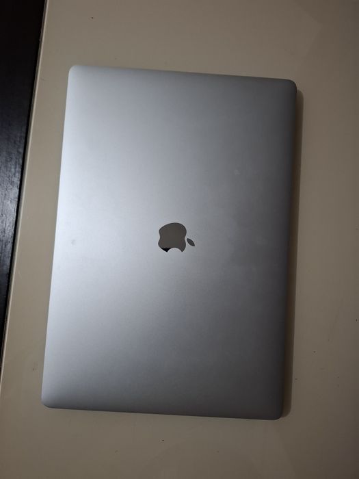macbook pro 2019