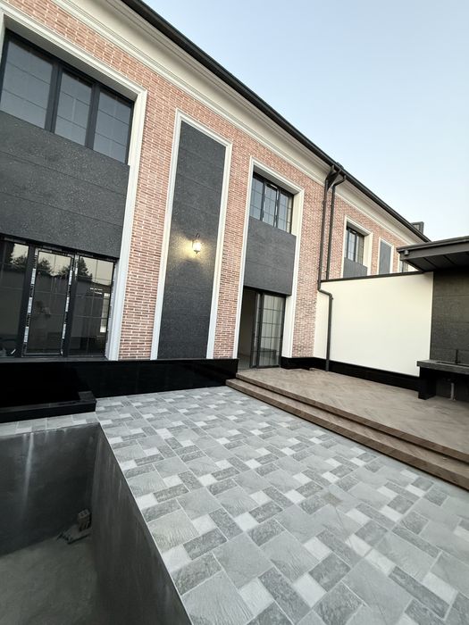 Sergili Honabot , Beruniy ko'chasida BERUNIY VILLA sotiladi 3 sotixlik