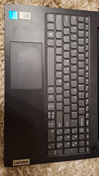 Lenovo v15 g4 IRU