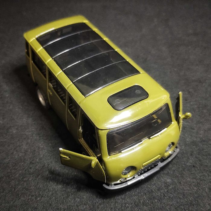 Автомодель УАЗ-452 «Буханка»