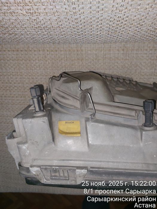 Продам фары мерседес 124 бош