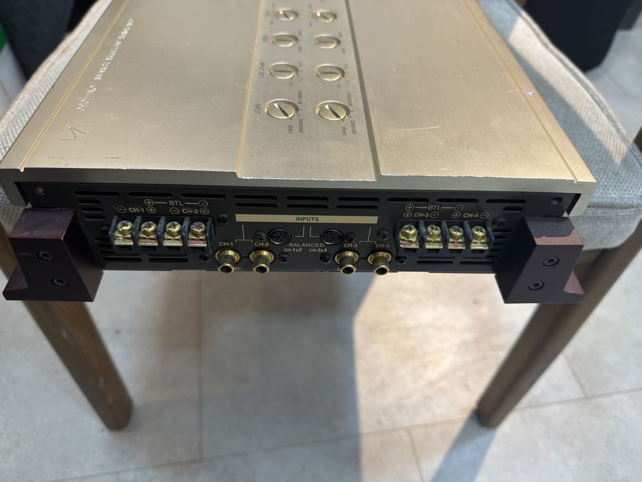 Luxman CM4050 и Luxman CM2100