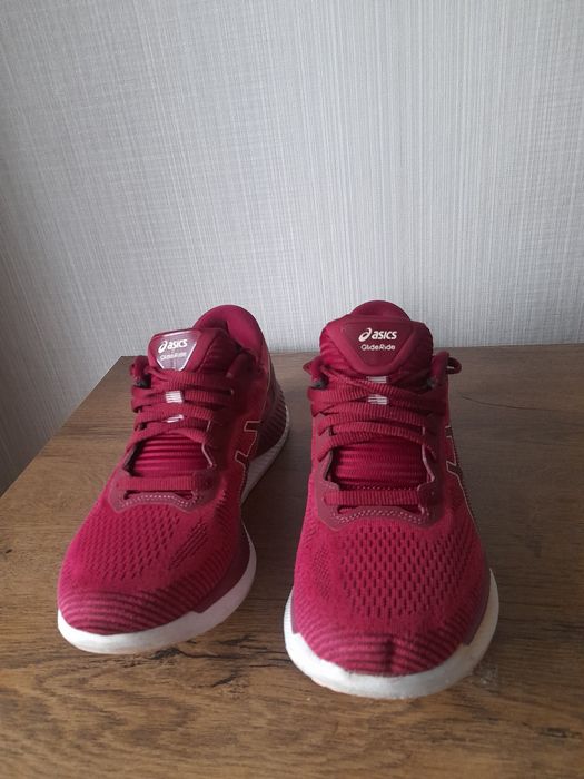 Asics GLIDE Ride дамски маратонки 39 номер.