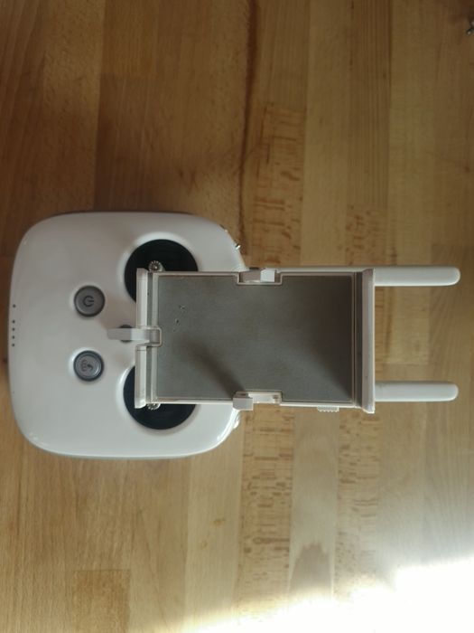 Dji phantom 4 controller