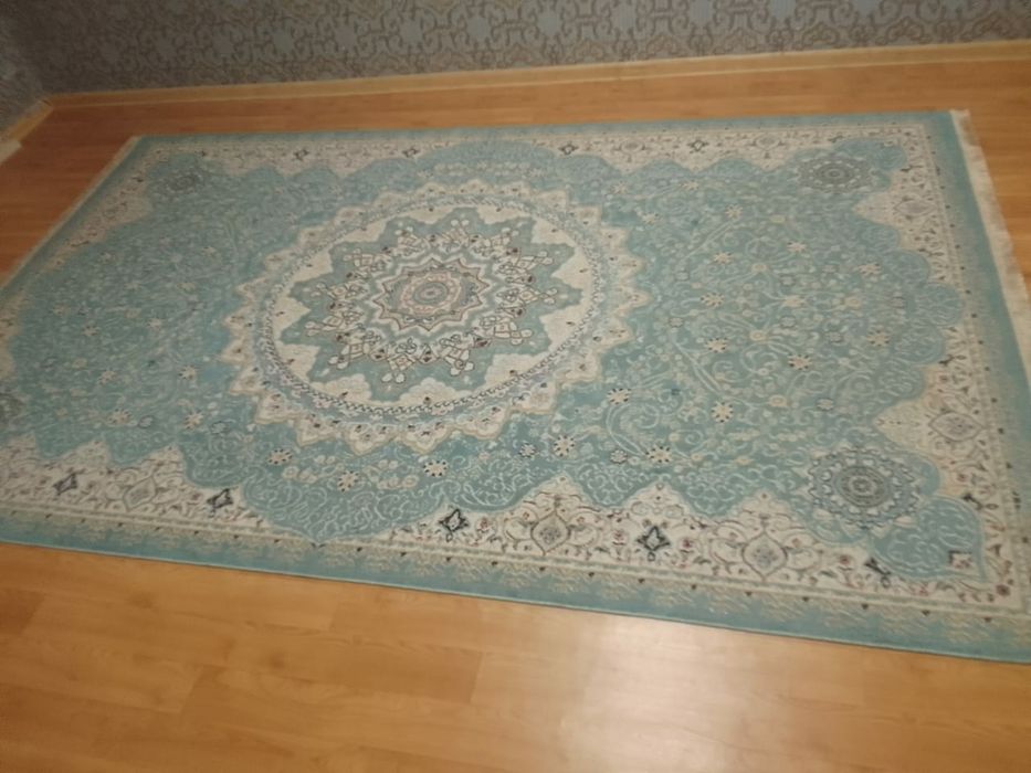 Срочно продам ковёр