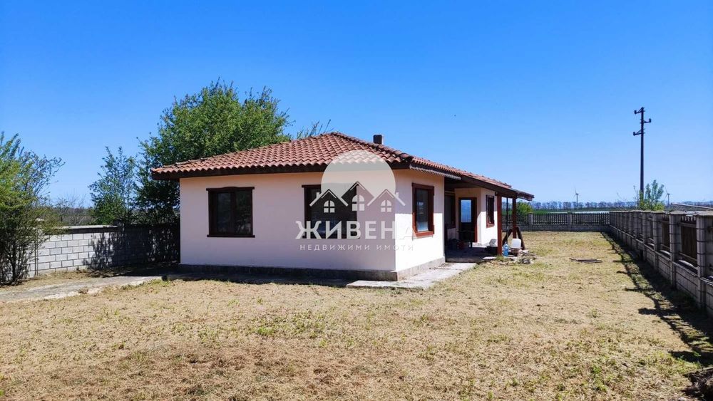 Продава къща в с.Селце, 121 кв.м, двор - 935 кв.м