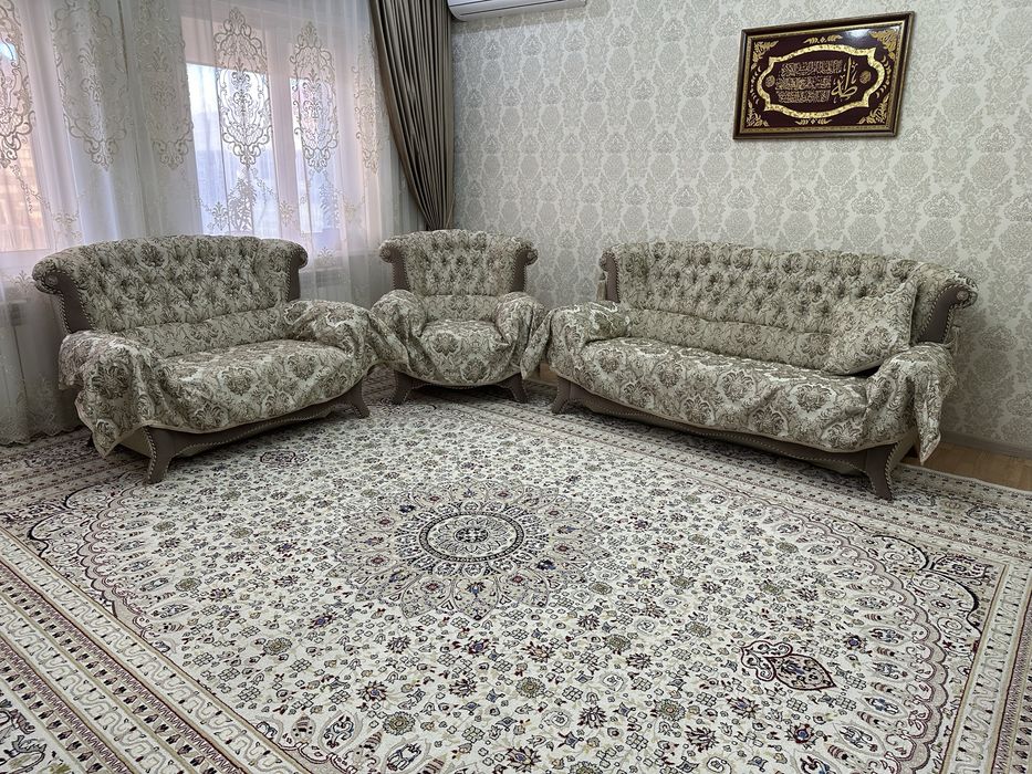 Диван 3-ка Патютьков в отличном сотоянии