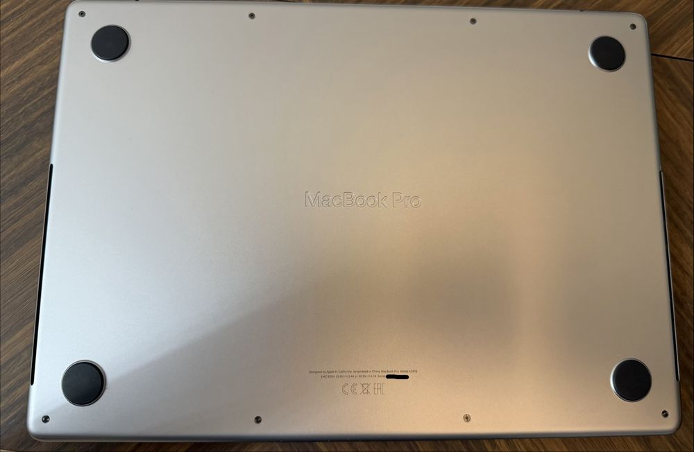 MacBook Pro 14″ M3 / 8GB / 512GB