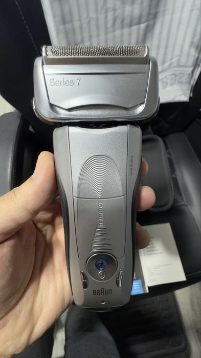 Shaver BRAUN seri 7 nou nout in cutie