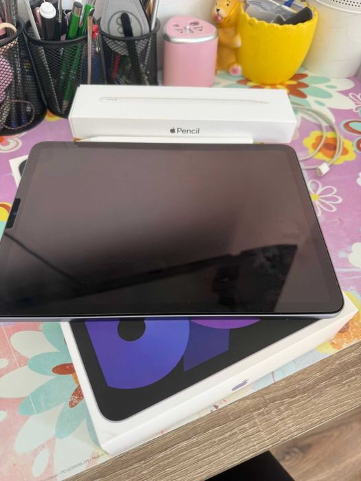 Apple iPad Air M1 64GB