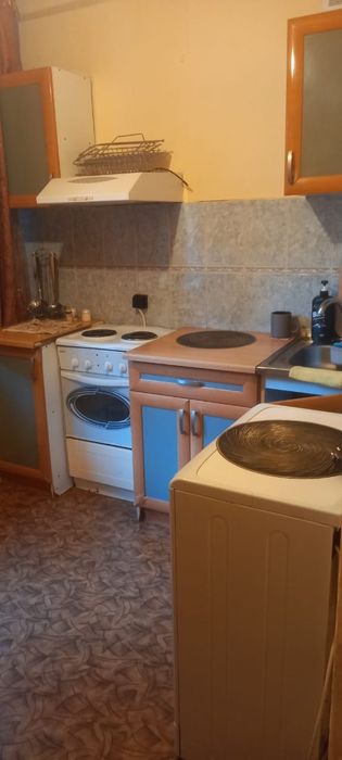 Продам полуторку Бульвар Гагарина 26/1