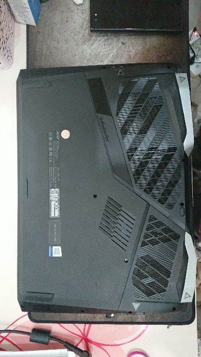 Acer Predator Helios 500 игровый ноутбук.