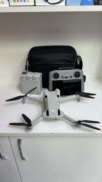 Квадрокоптер Дрон DJI Mini 4 Pro Combo RS 2