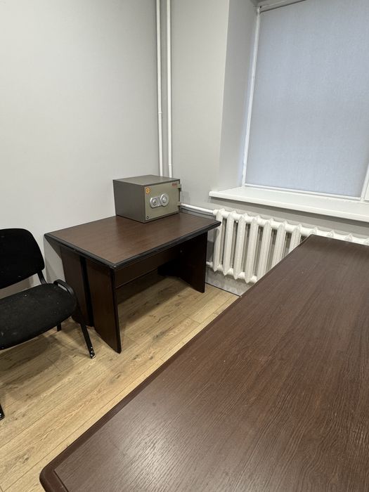 Продам офисную мебель