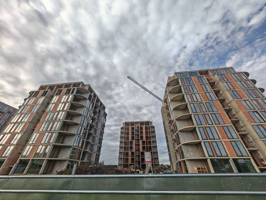 Продава се Тристаен апартамент в Бургас, Изгрев - 107 кв.м за 887 €/кв.м - Снимка #3