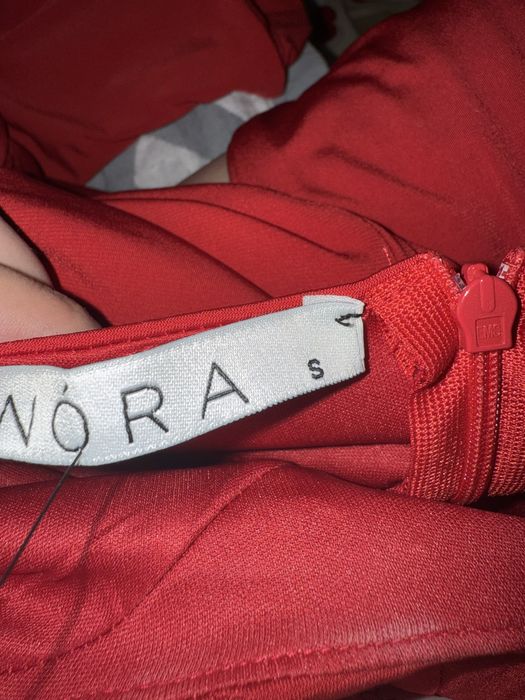 Продам платье NORA