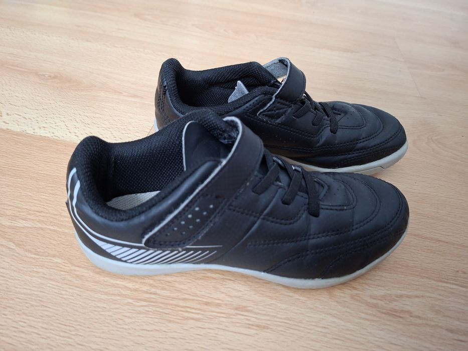 Лот маратонки, номер 33