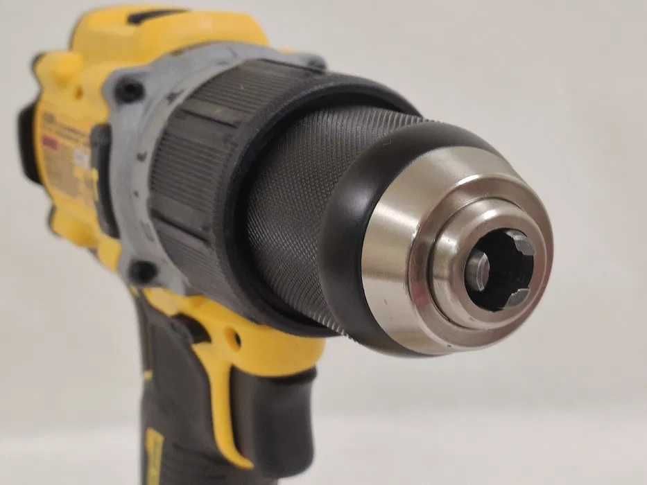 Filetanta Dewalt DCD806