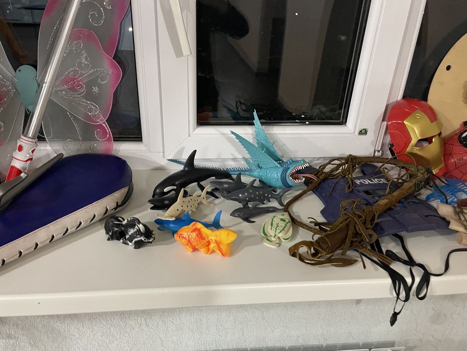 Игрушки разные