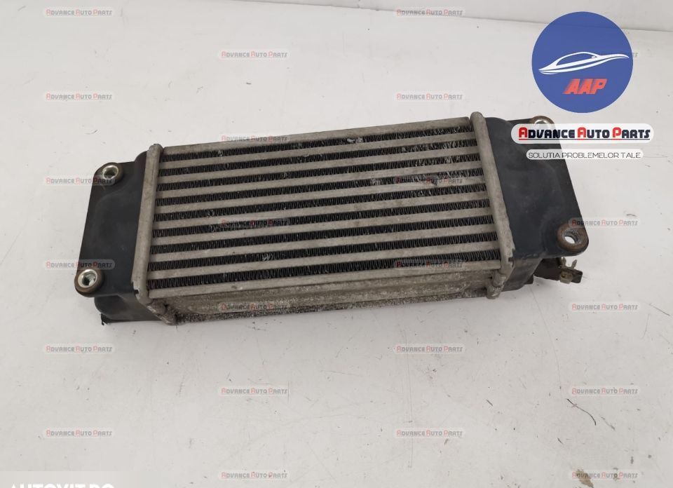 Intercooler 2.2D originala in stare buna Toyota Avensis 3 T27 [2th fac