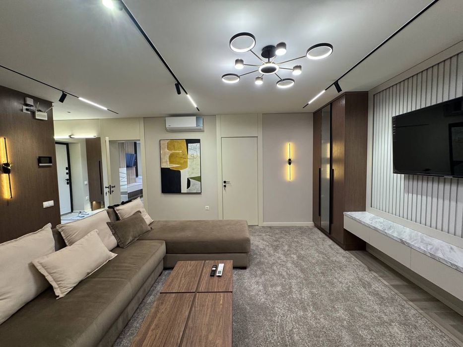 Продается 3 комнатная квартира ремонт Г.Лопатина/Ю.Раджабий Интерпол