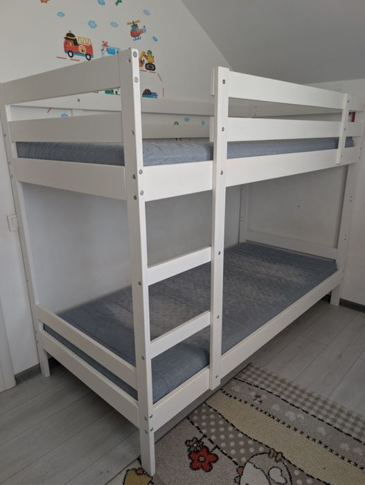 Pat Mydal ikea suprapus copii