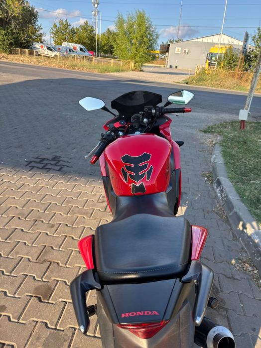 Vând Honda CBR 125R