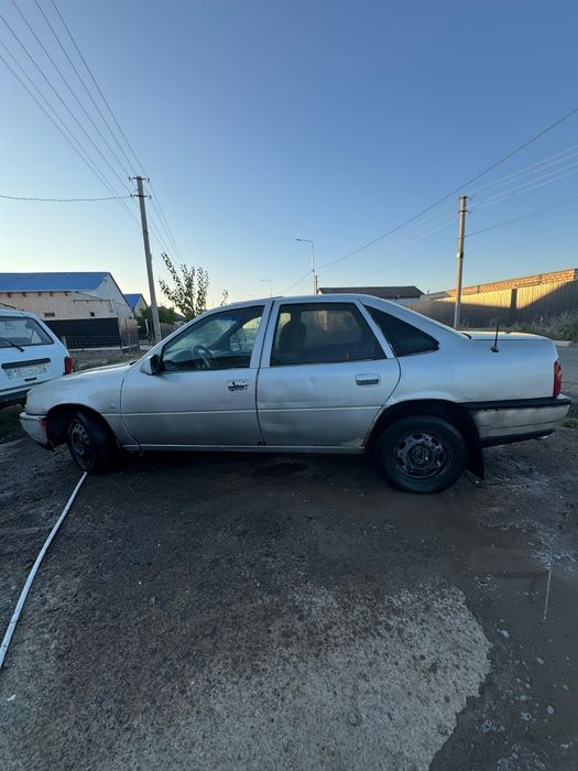 Opel vektra a 1991 года