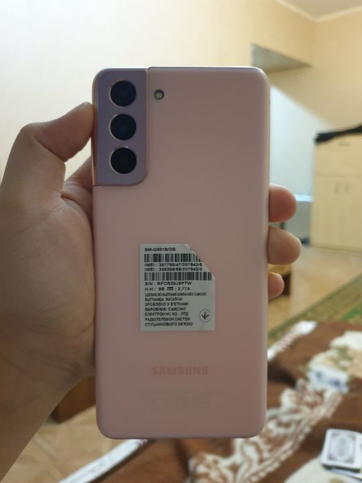 Самсунг  s21 почти новый