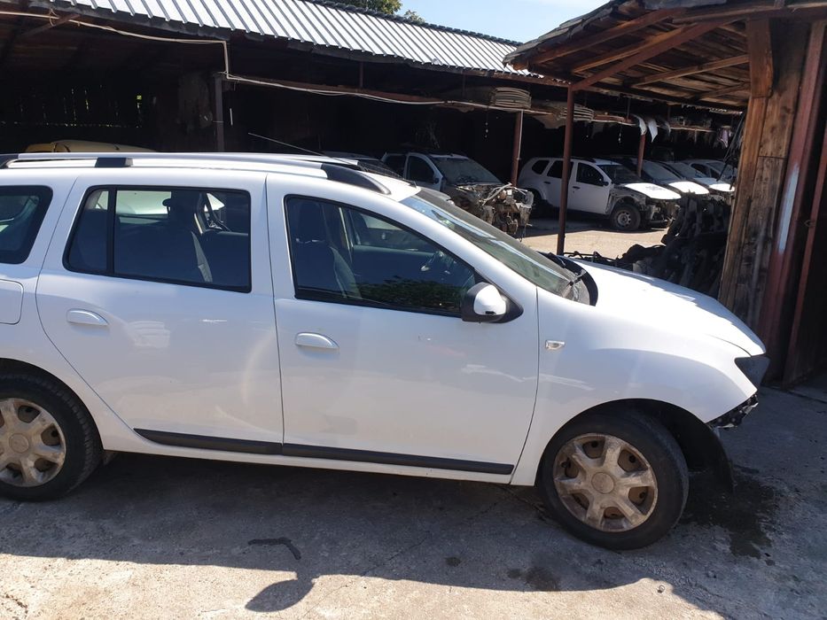 Dezmembrez Logan mcv  0.9 tce 2014  alb