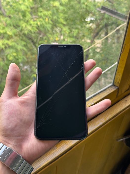 Продам срочно iphone 11 pro max