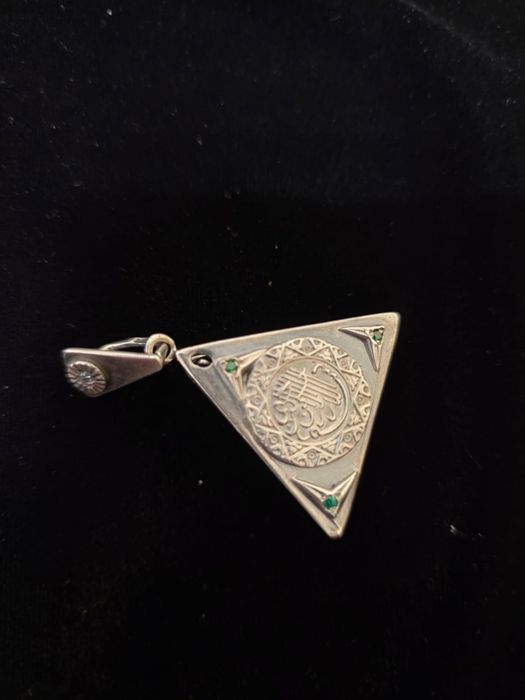 Мусульманская серебряная подвеска (тумар)