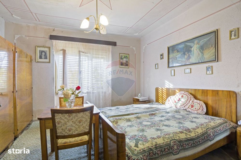 Casă de vanzare, pozitie excelenta, la intrare in Loc. Galsa