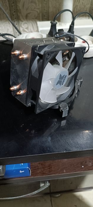 Cpu cooler sotiladi