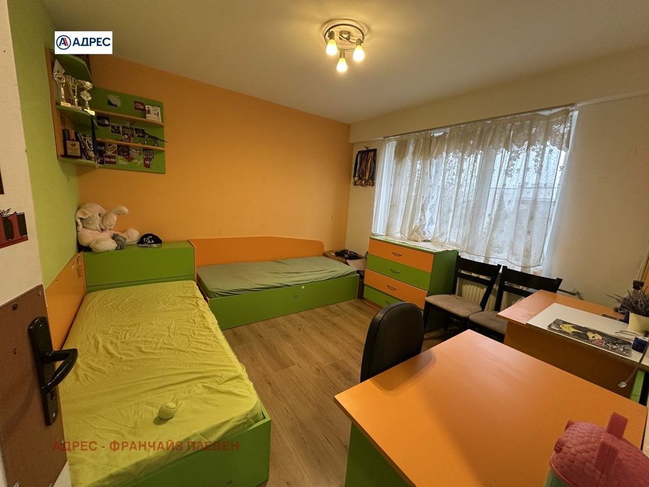 Продава се Тристаен апартамент в Плевен, Сторгозия - 70 кв.м за 1715 €/кв.м - Снимка #4